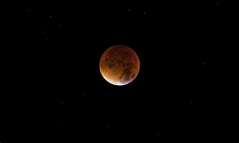 when is the lunar eclipse in philippines|Total lunar eclipse visible in Philippine skies tonight.